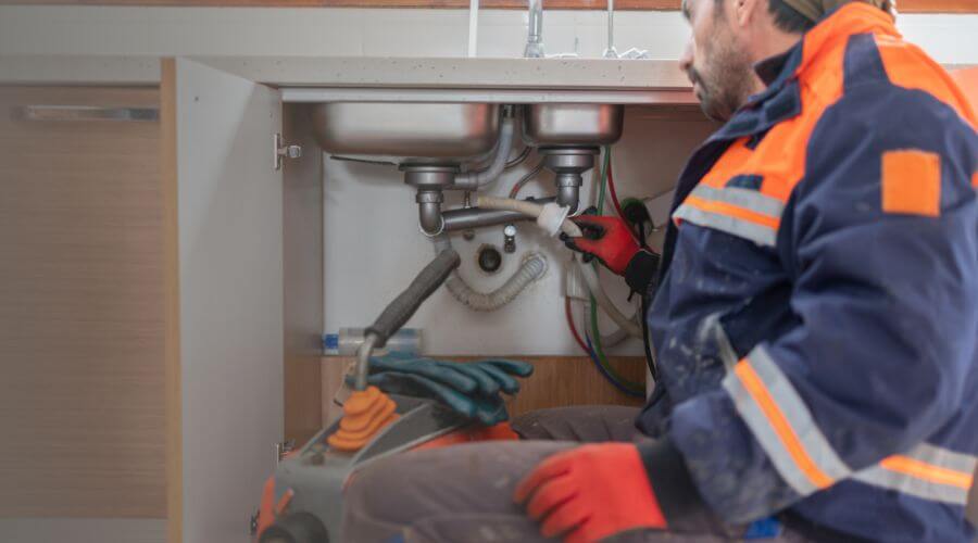 Commercial Slab Leak Plumbing in Piqua, KS